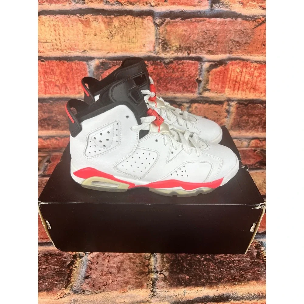 Nike Air Jordan 6 Retro (GS) 4Y White Infrared Shoes Sneaker‎ Jumpman 384665-123